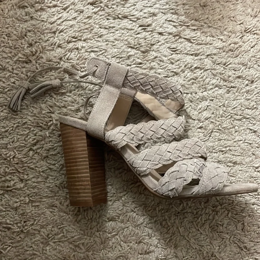 BCBGeneration Heels - Picture 4 of 4